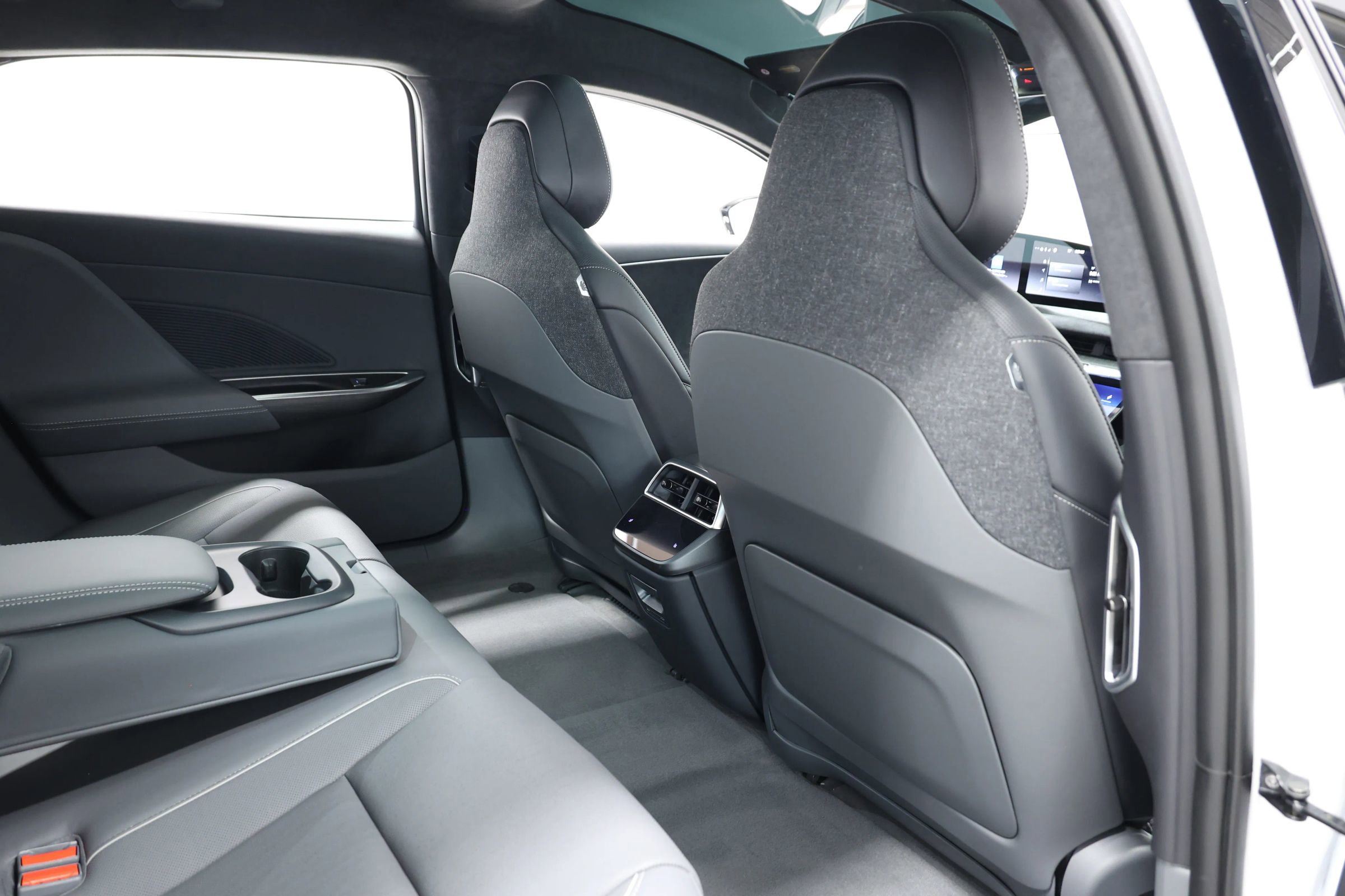 Used 2023 Lucid Air Grand Touring image 81