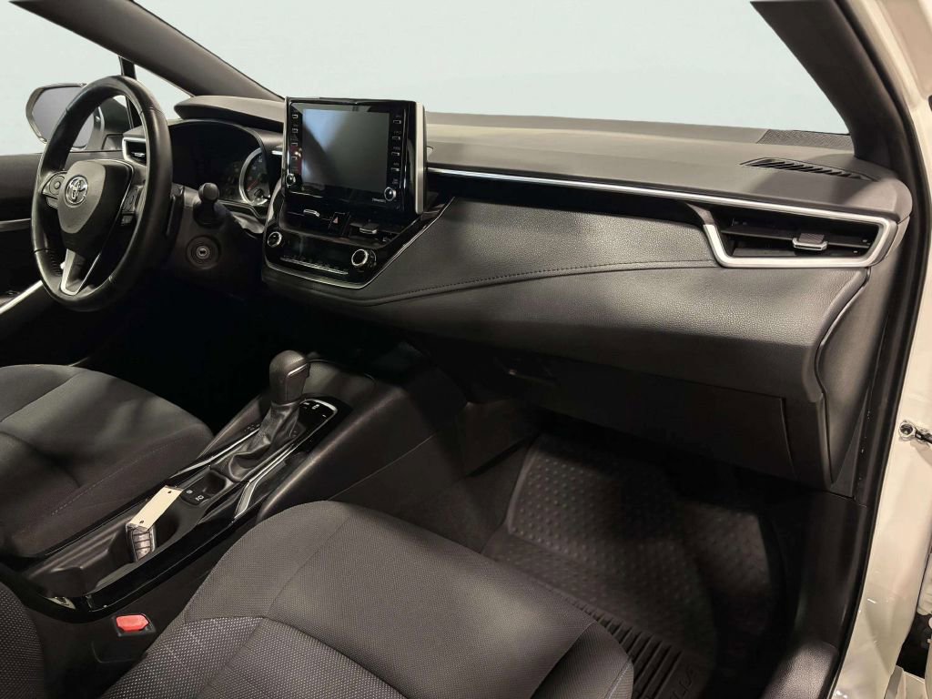Used 2021 Toyota Corolla SE image 28