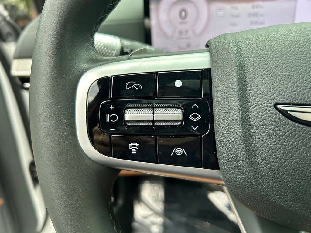 Certified 2026 Genesis GV80 3.5T Advanced AWD/4WD image 9