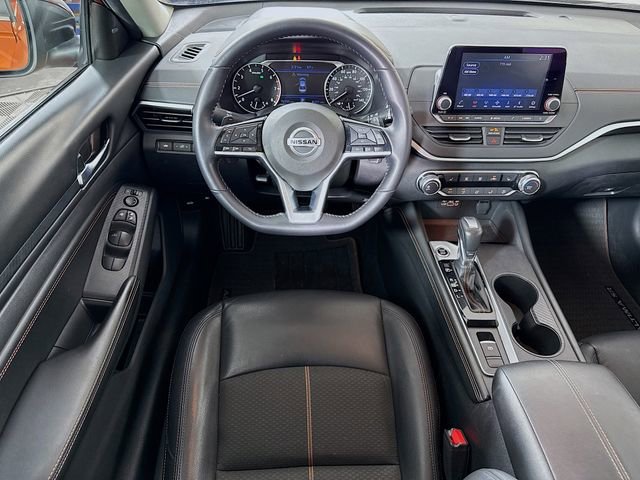 Used 2021 Nissan Altima 2.5 SR w/ SR Premium Package image 23