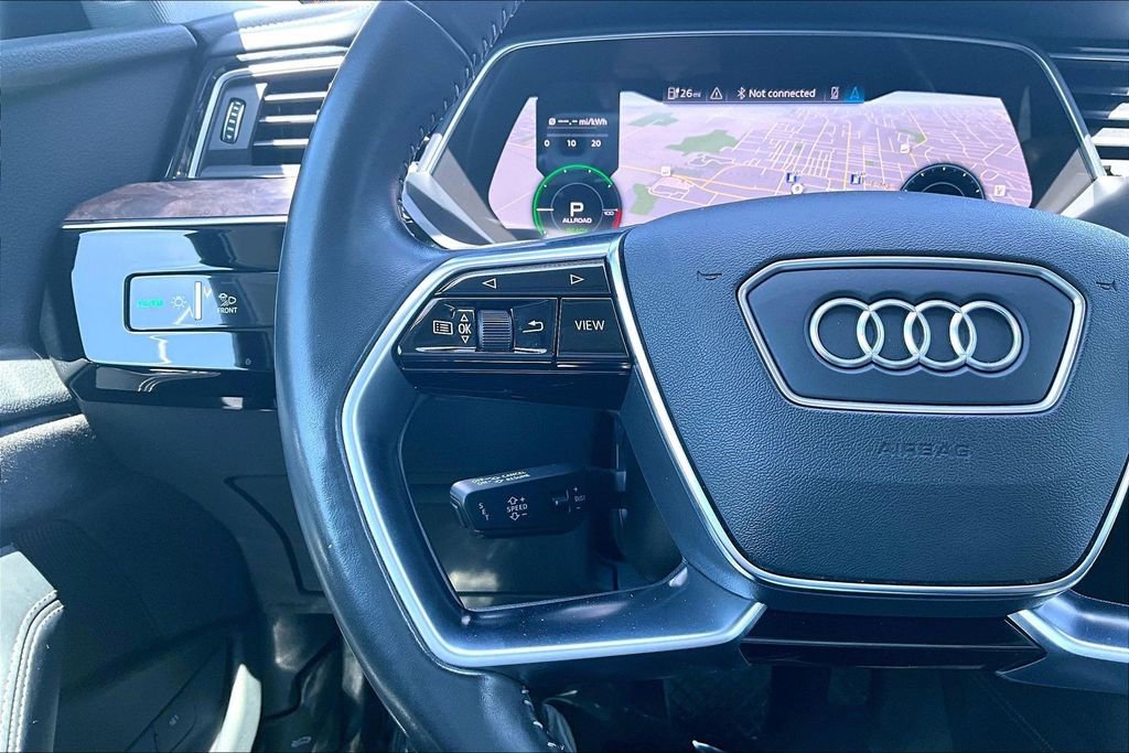 Used 2019 Audi e-tron Prestige w/ Prestige Package AWD/4WD image 24