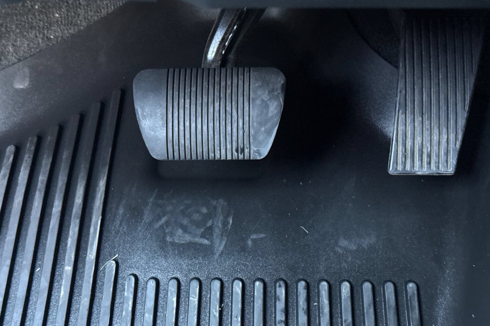Used 2022 RAM 1500 Laramie AWD/4WD image 42