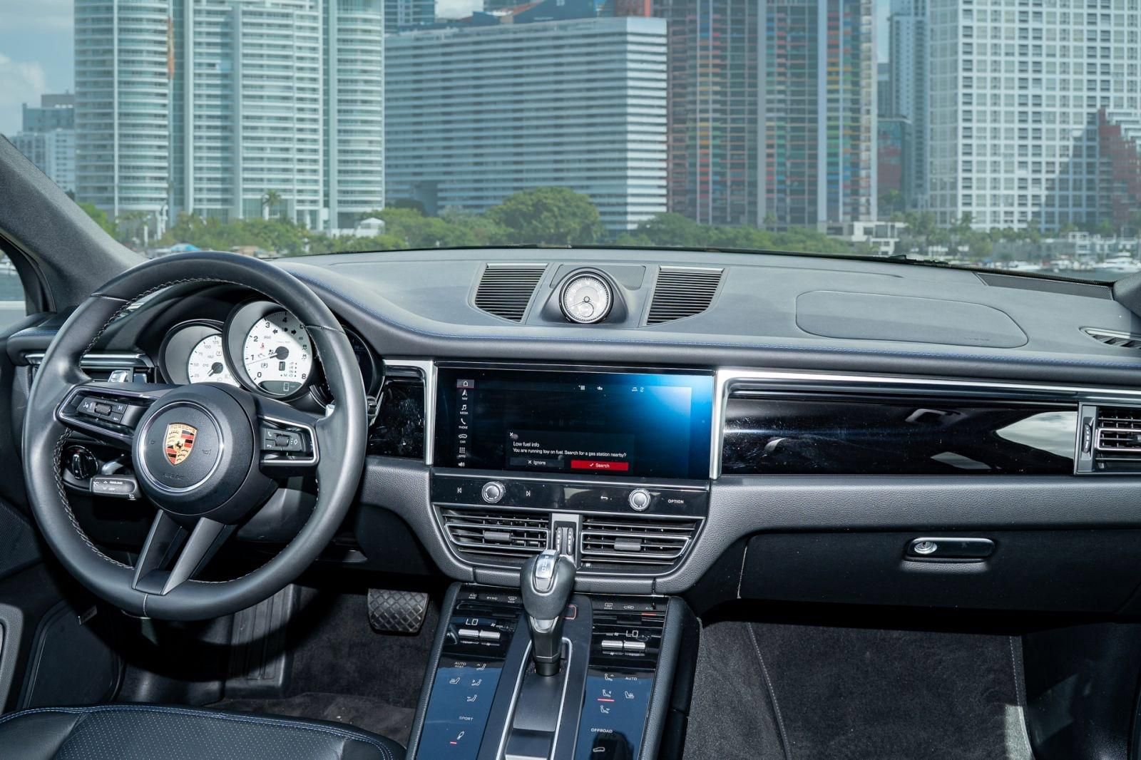 Used 2022 Porsche Macan S image 20