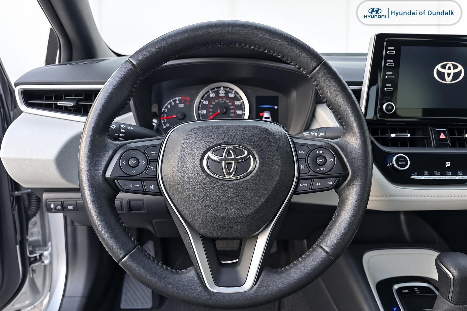 Used 2020 Toyota Corolla SE FWD image 8