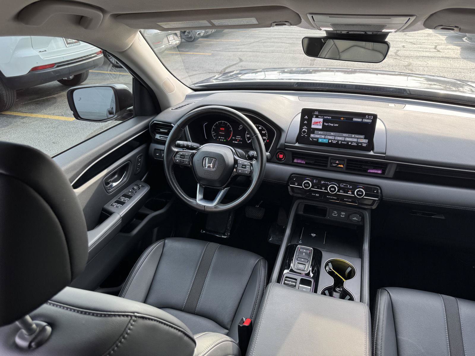 Used 2025 Honda Pilot EX-L image 36
