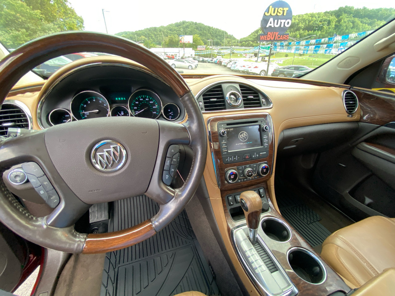 Used 2015 Buick Enclave Premium w/ Trailering Package image 30