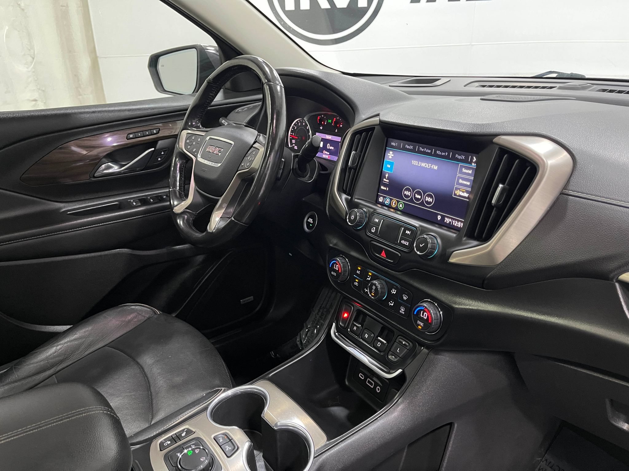Used 2019 GMC Terrain Denali w/ GMC Pro Grade Package AWD/4WD image 19