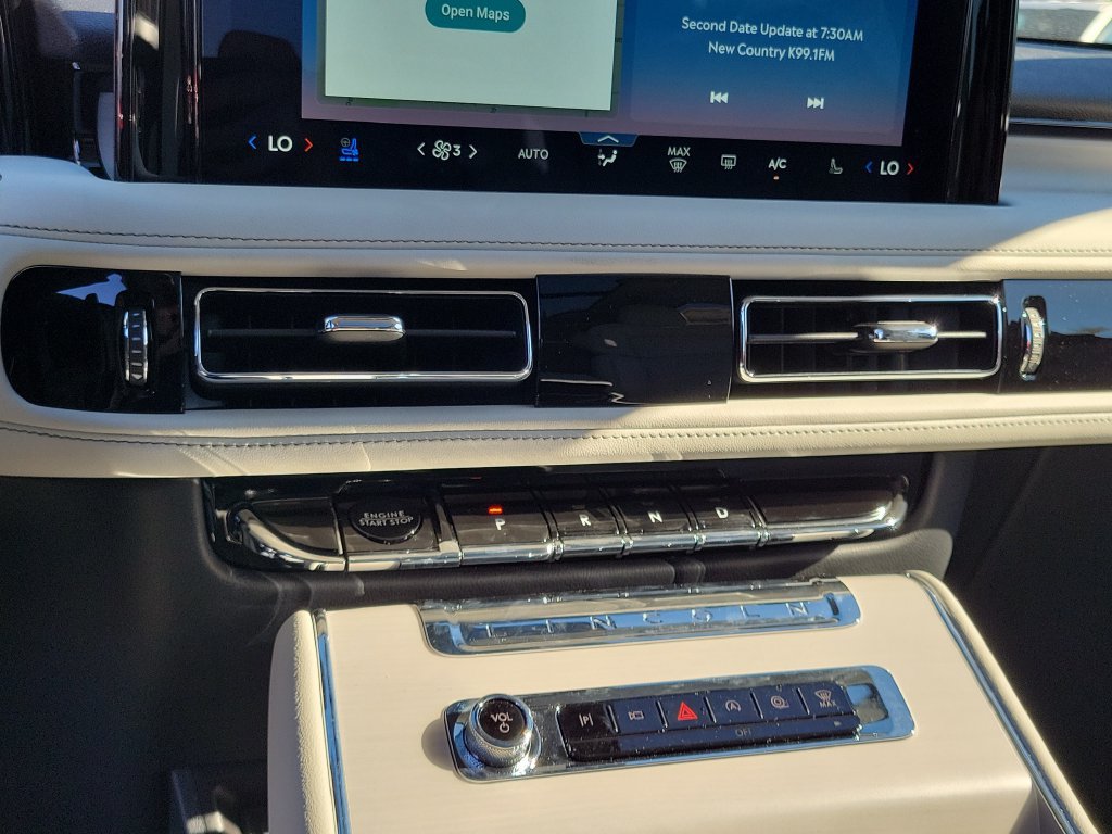 New 2027 Lincoln Aviator Reserve AWD/4WD image 28