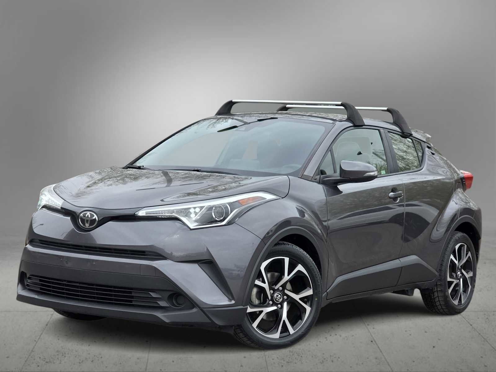 Used 2019 Toyota C-HR XLE image 1