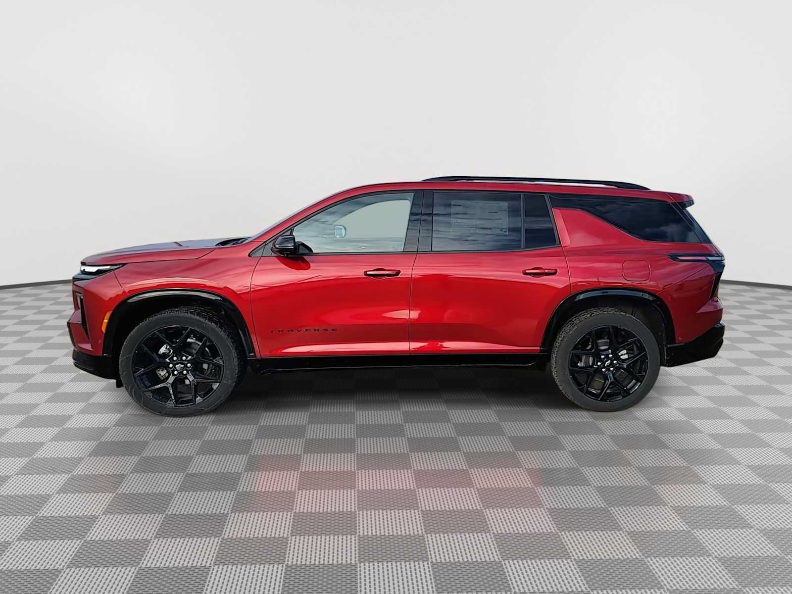 Used 2025 Chevrolet Traverse RS w/ LPO, Floor Liner Package AWD/4WD image 5