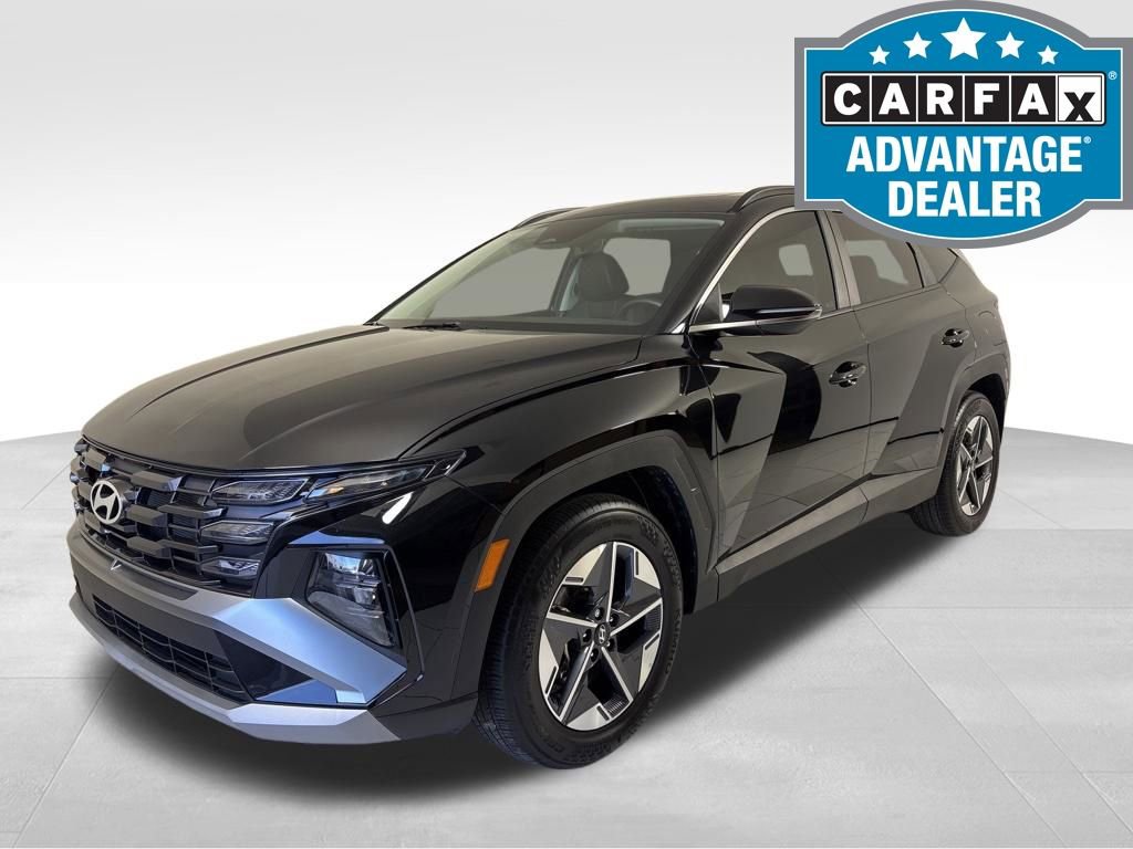 Certified 2025 Hyundai Tucson SEL FWD image 1