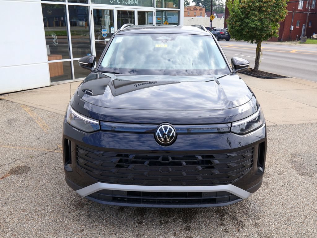 New 2026 Volkswagen Tiguan S FWD image 8
