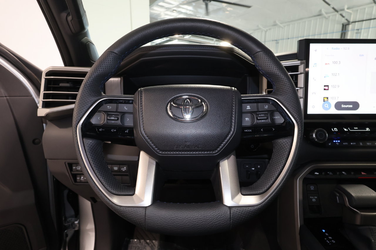Used 2026 Toyota Sequoia Platinum AWD/4WD image 10