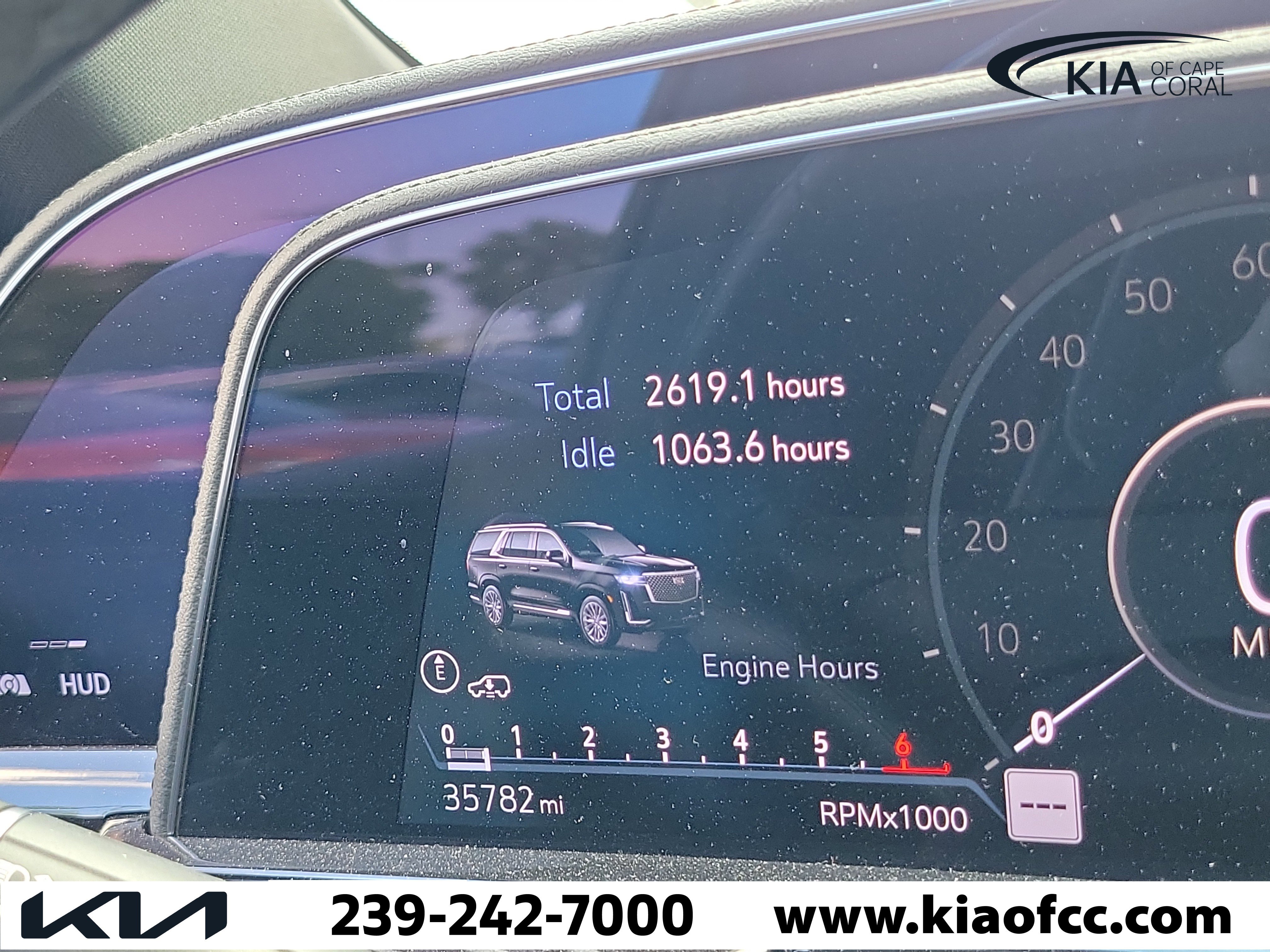 Used 2022 Cadillac Escalade ESV Sport w/ Touring Package RWD image 30