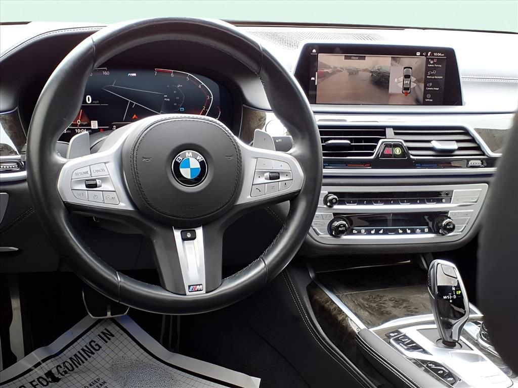 Used 2021 BMW 750i xDrive w/ Executive Package AWD/4WD image 4