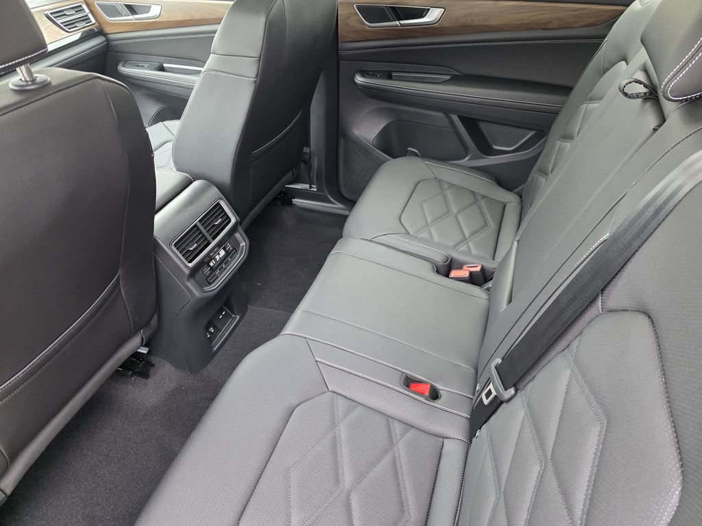 New 2026 Volkswagen Atlas SE image 18