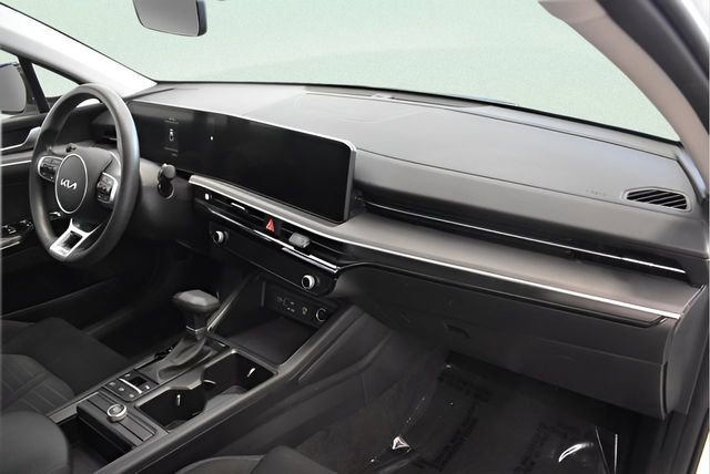 Used 2025 Kia K5 LXS image 18