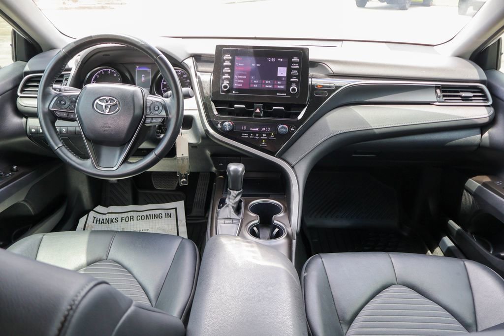 Used 2024 Toyota Camry SE FWD image 7