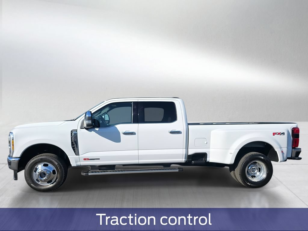 Used 2026 Ford F350 Lariat w/ Lariat Premium Package AWD/4WD image 4