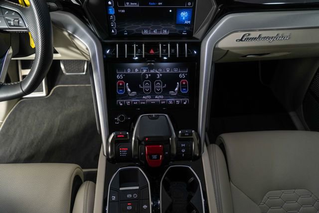 Used 2019 Lamborghini Urus image 28