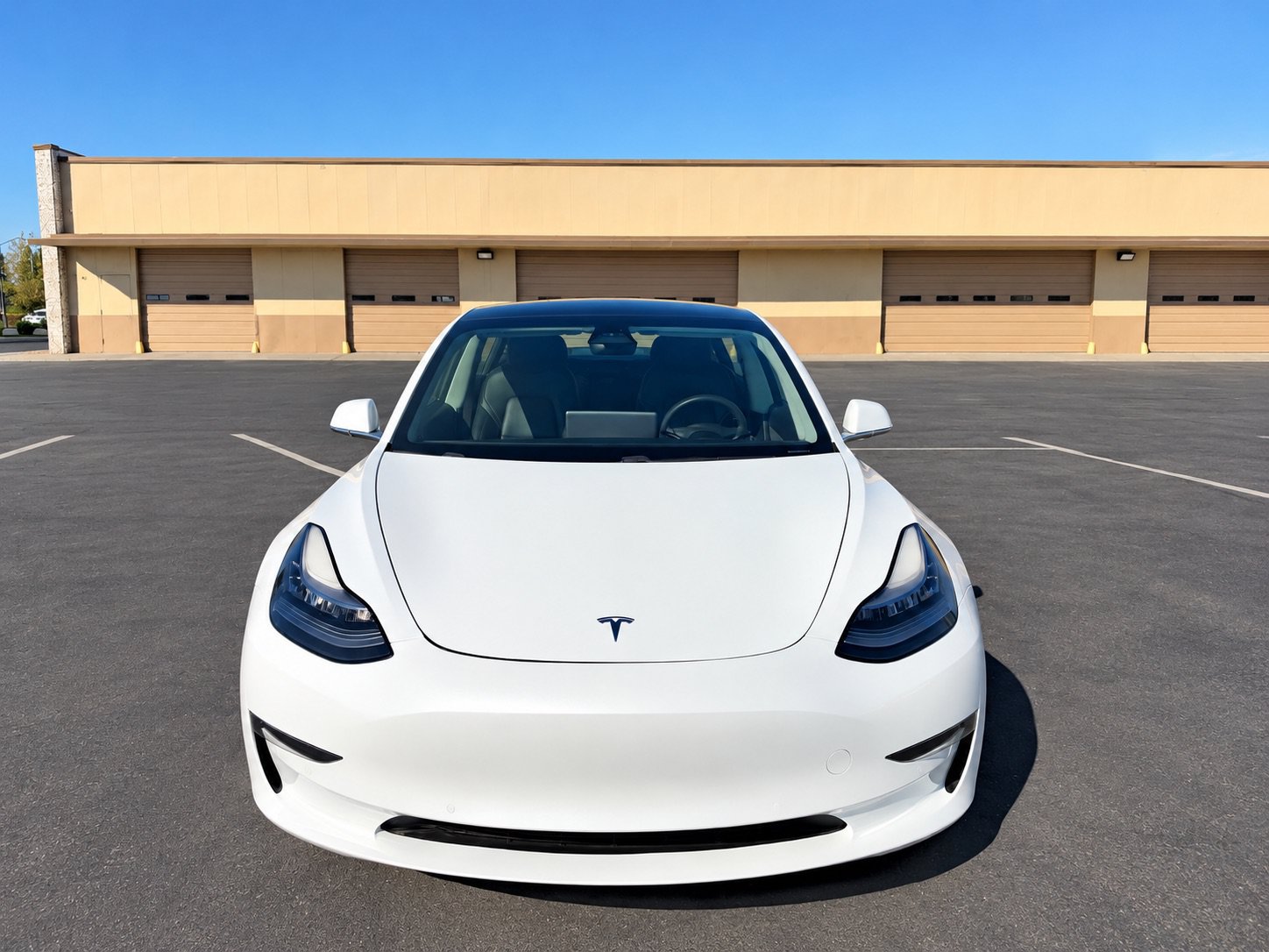 Used 2020 Tesla Model 3 Standard Range Plus RWD image 2