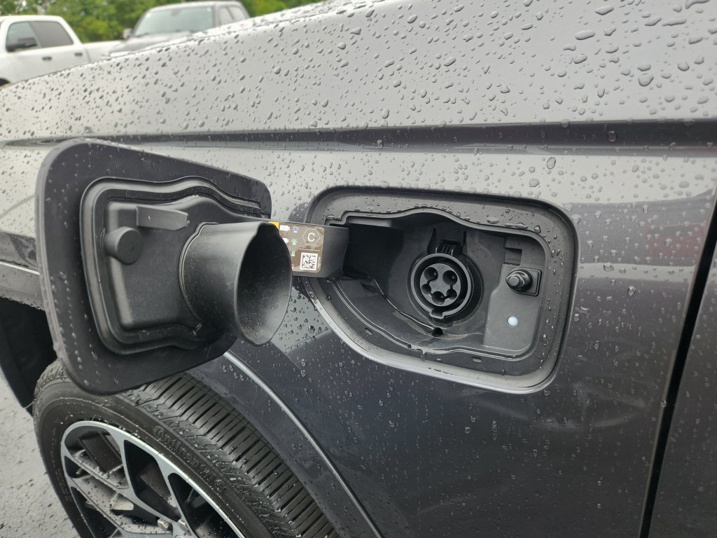 Used 2022 Jeep Grand Cherokee Summit AWD/4WD image 21
