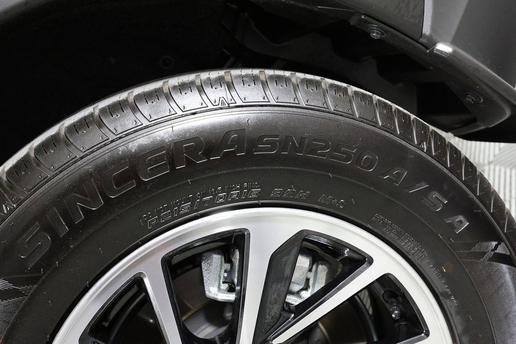 Used 2025 Mitsubishi Eclipse Cross ES image 38