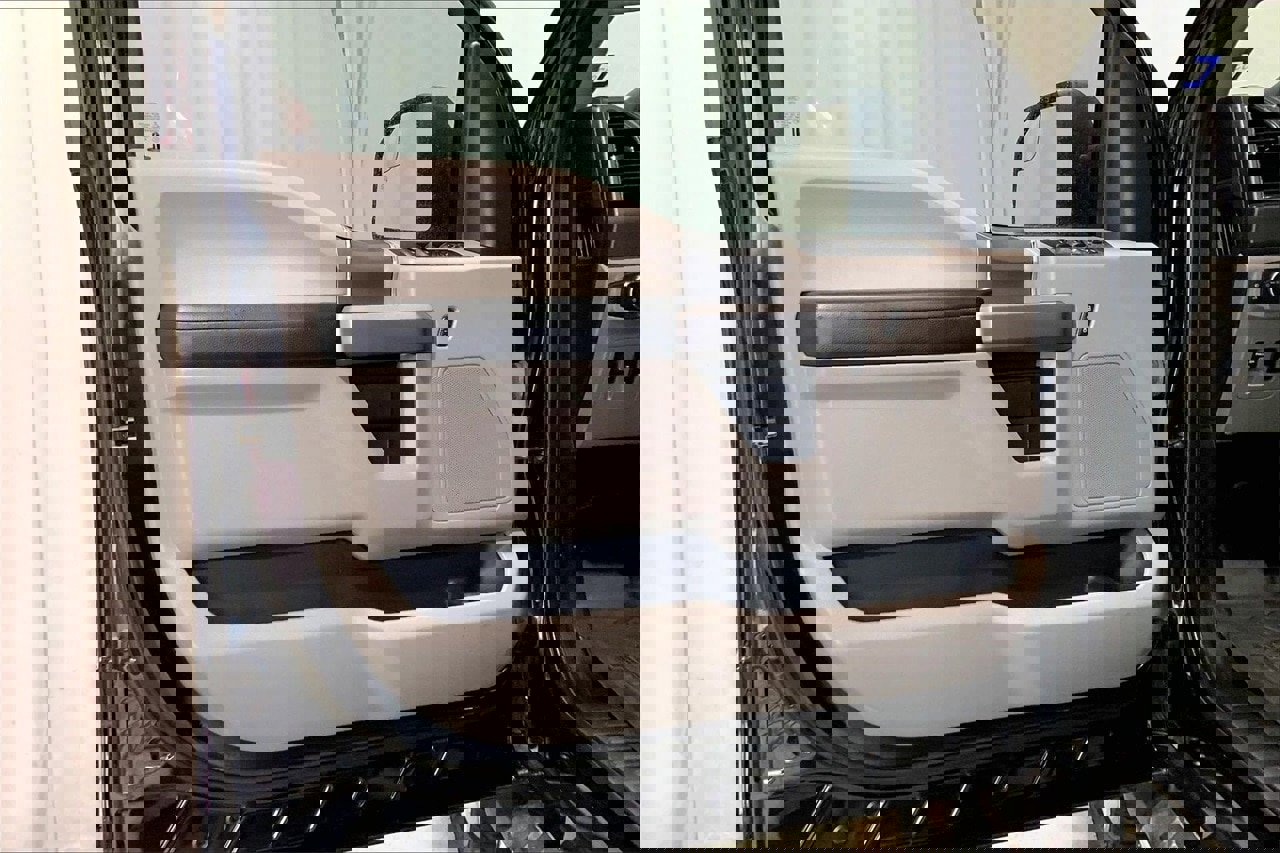 Used 2019 Ford F150 XLT w/ Equipment Group 302A Luxury image 21