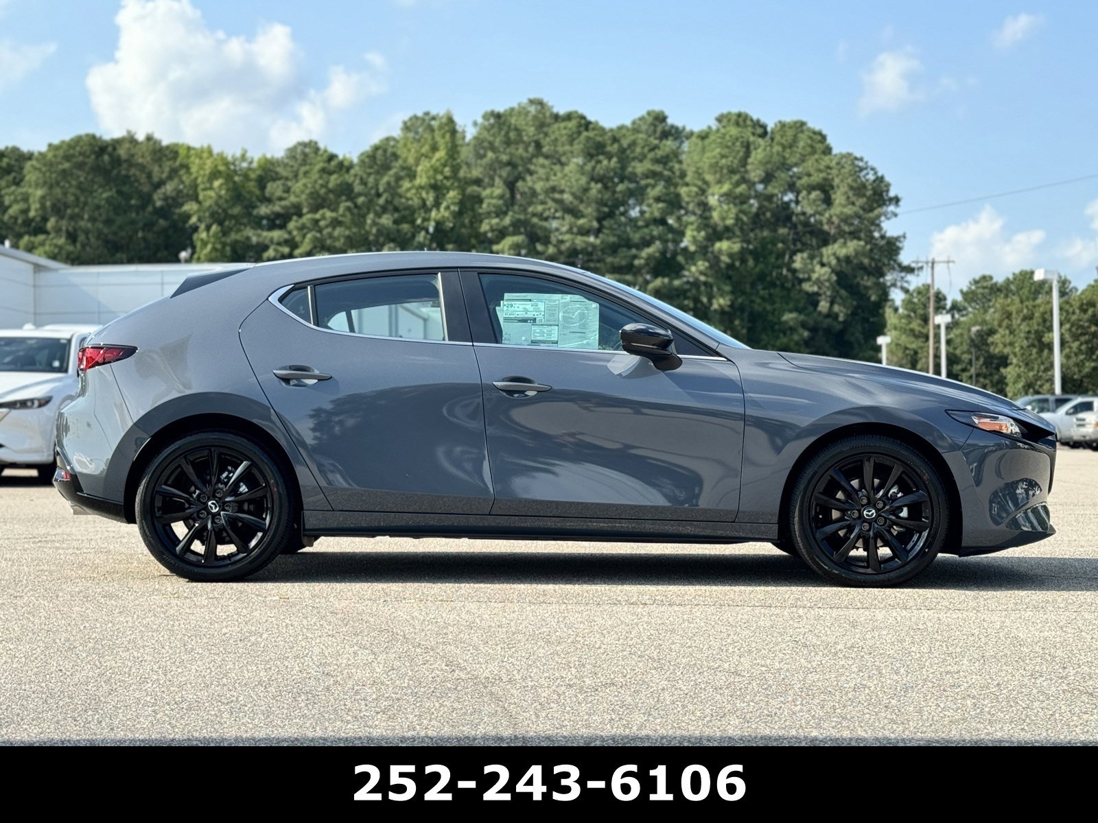 Used 2025 MAZDA MAZDA3 Carbon AWD/4WD image 8