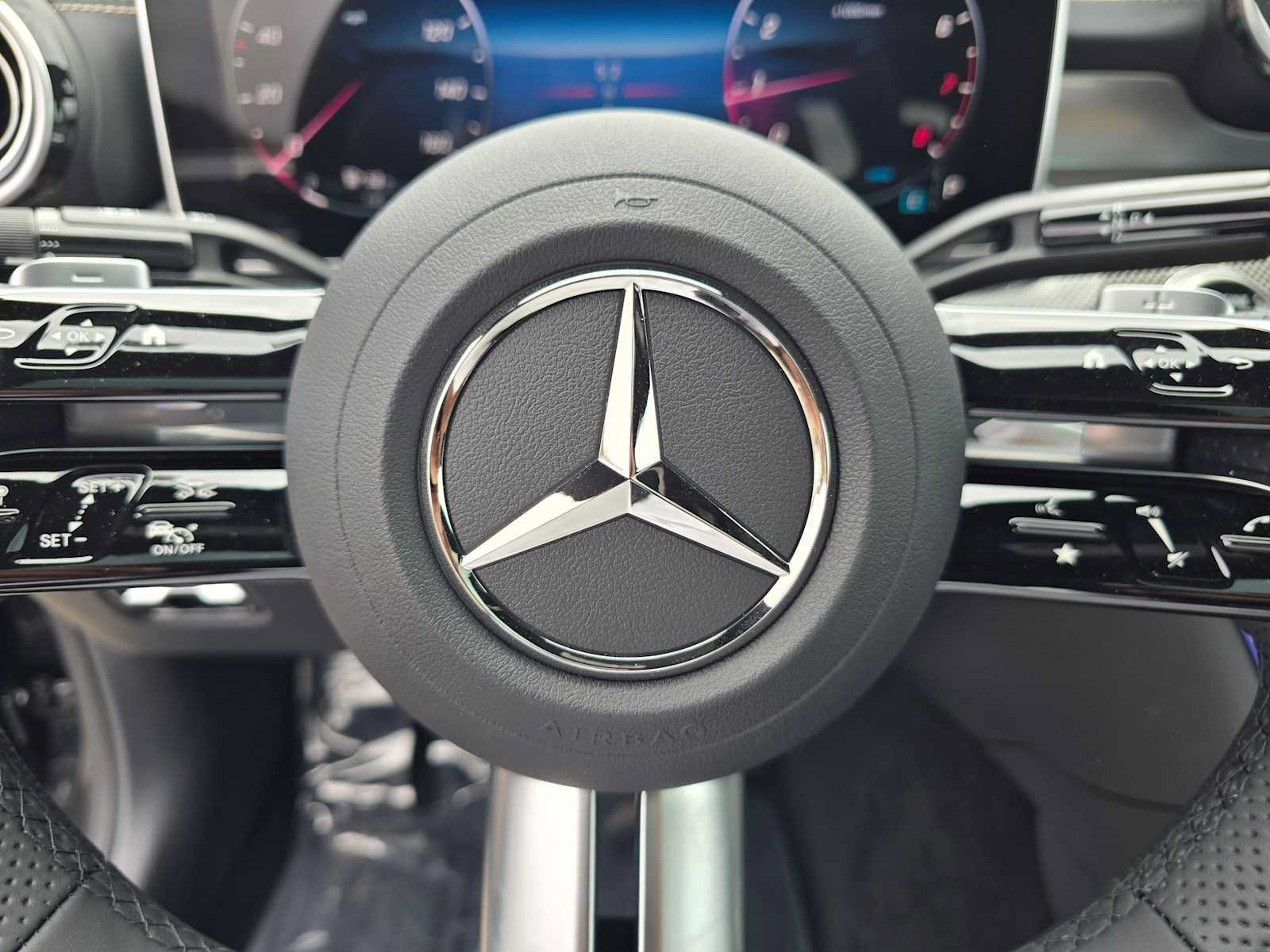 New 2026 Mercedes-Benz CLE 300 4MATIC Coupe image 18