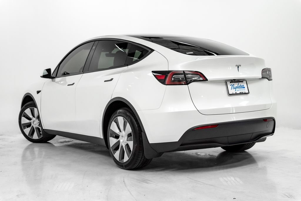 Used 2023 Tesla Model Y Long Range AWD/4WD image 23
