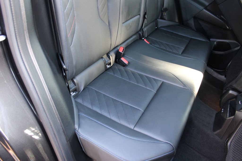 Used 2025 BMW X3 xDrive30i w/ Premium Package image 29