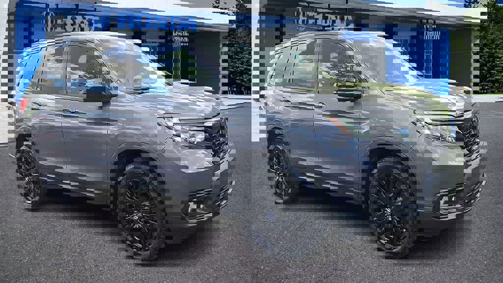 Used 2021 Honda Passport Sport image 2