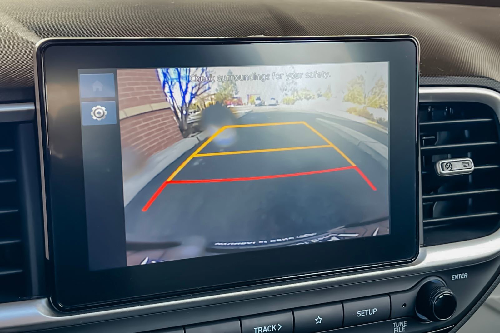 Used 2025 Hyundai Venue SEL image 26