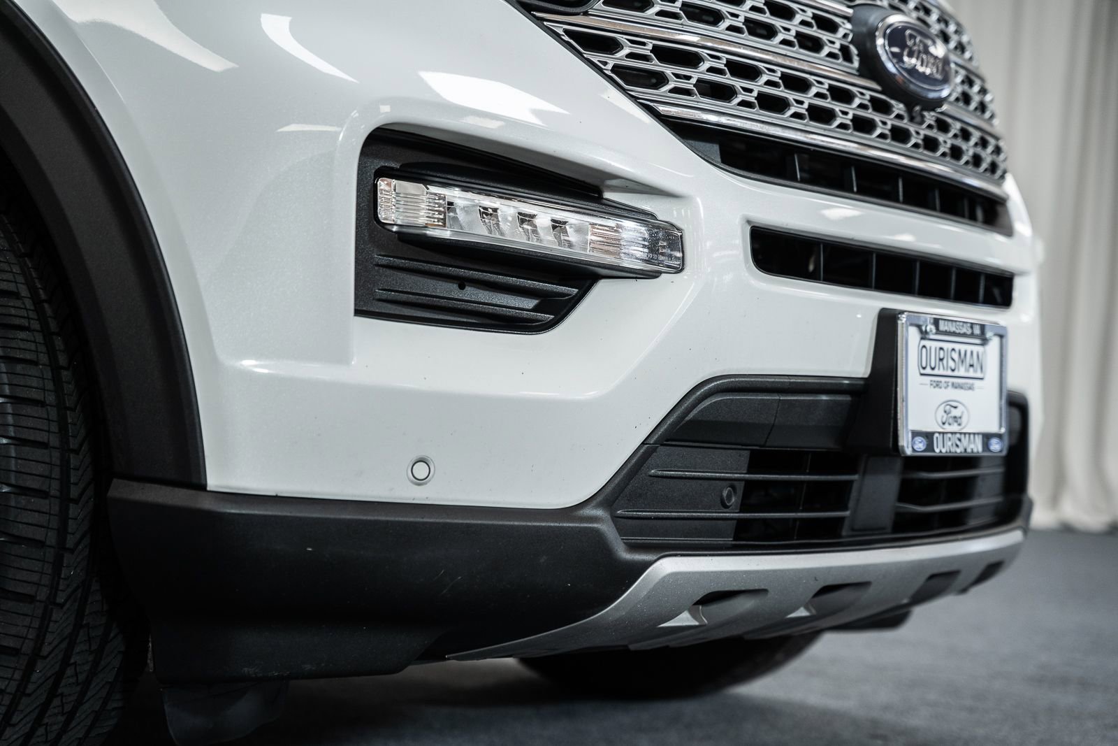 Used 2020 Ford Explorer Limited w/ Class III Trailer Tow Package image 21