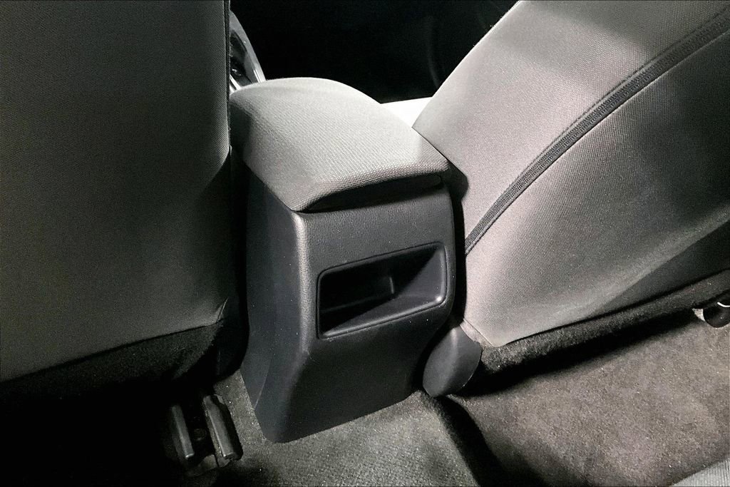 Used 2022 Toyota Corolla LE image 30