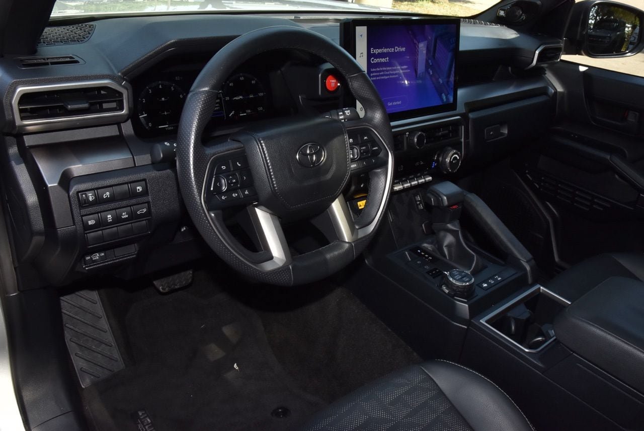 Used 2025 Toyota 4Runner TRD Off-Road Premium w/ Tow Technology Package AWD/4WD image 34