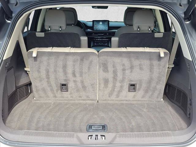 Used 2020 Lincoln Aviator Reserve w/ Class IV Trailer Tow Package RWD image 6