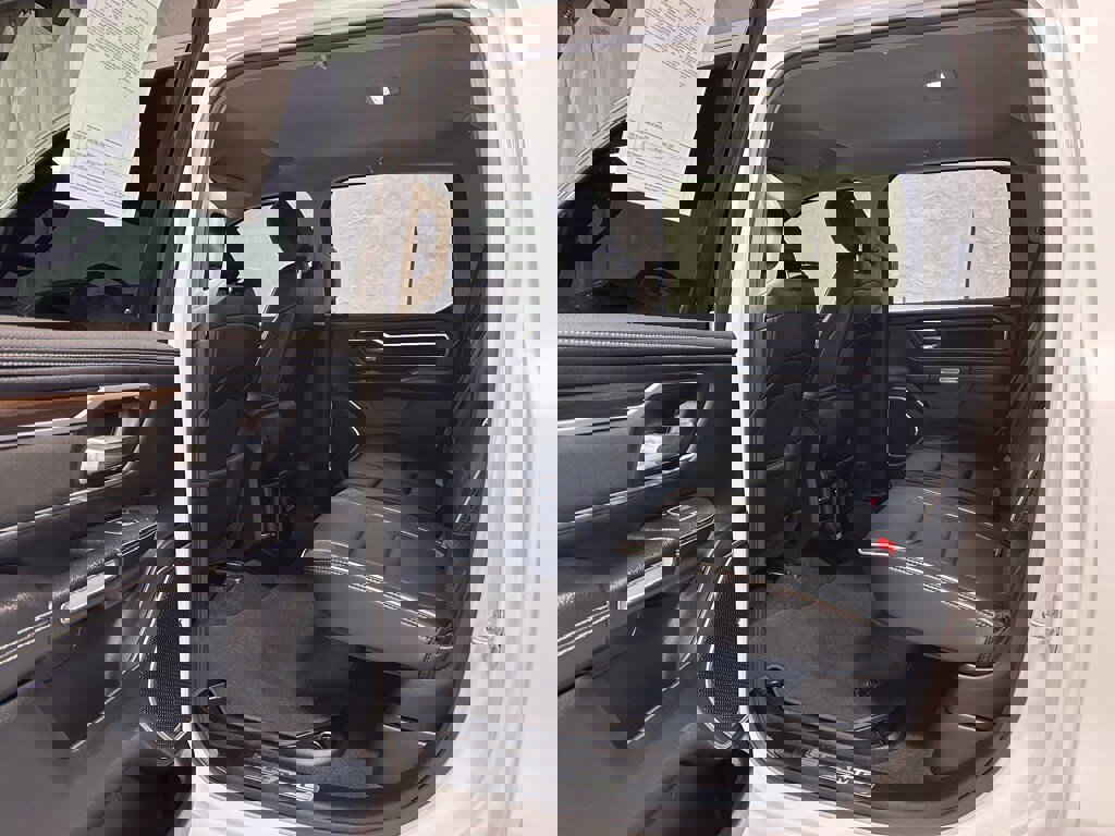 Used 2022 RAM 1500 Laramie image 43