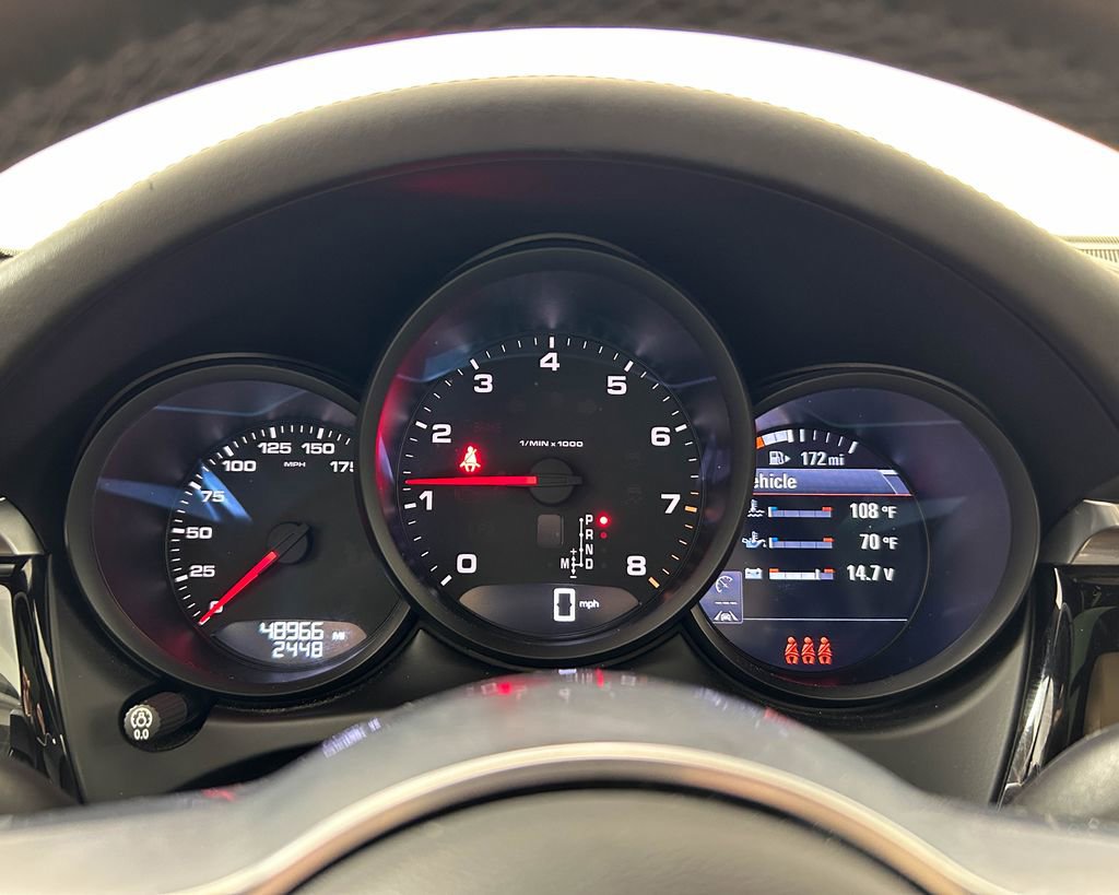 Certified 2020 Porsche Macan AWD/4WD image 21