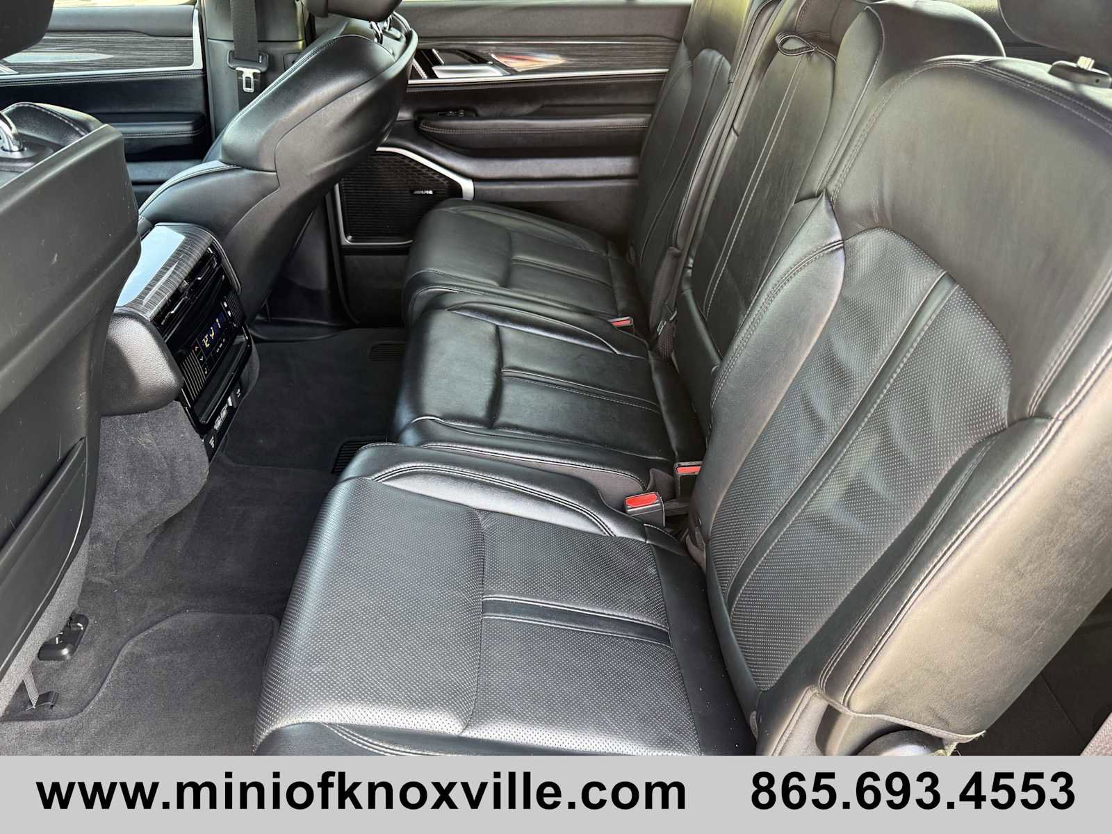 Used 2022 Jeep Wagoneer Series III image 28