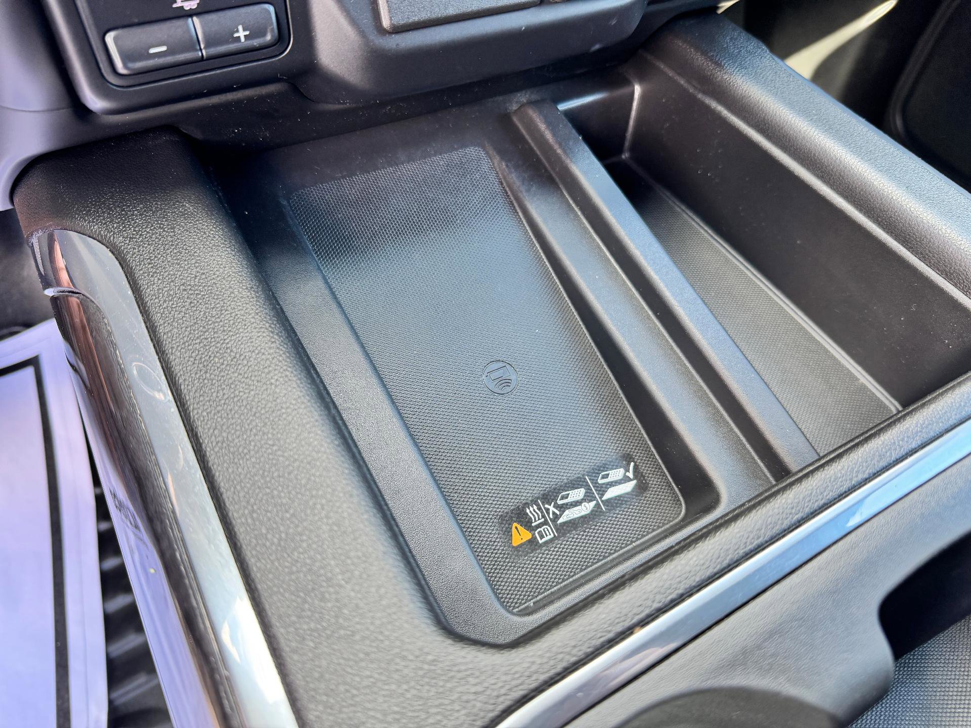 Used 2022 Chevrolet Silverado 2500 LTZ w/ LTZ Plus Package AWD/4WD image 38