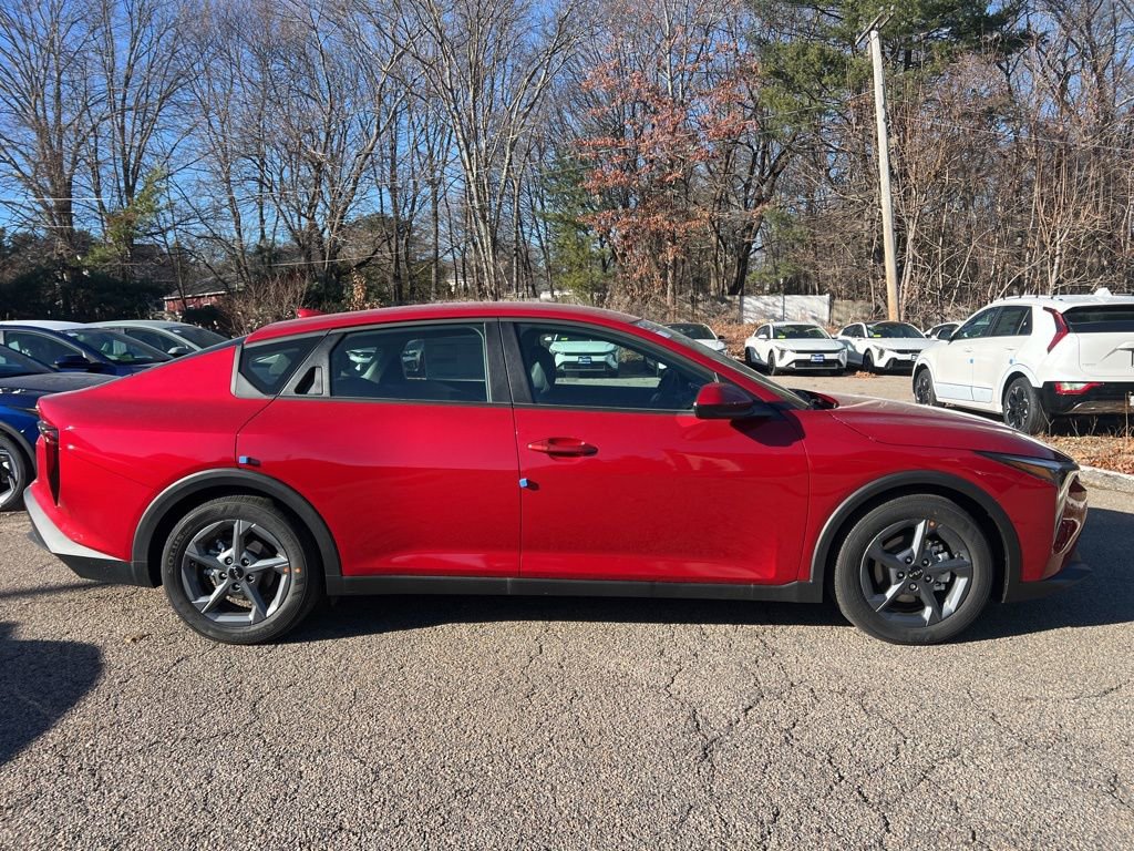 New 2025 Kia K4 LXS image 4