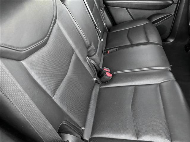 Used 2019 Cadillac XT5 Premium Luxury w/ Driver Assist Package image 18