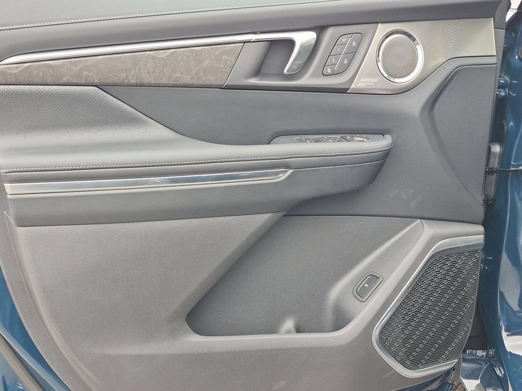 New 2027 Buick Enclave Avenir FWD image 22