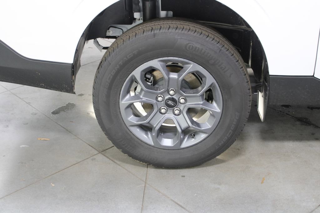 New 2025 Ford Maverick XLT w/ Equipment Group 302A image 13