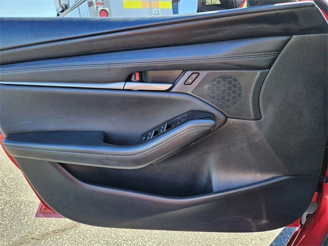 Used 2024 MAZDA MAZDA3 s image 29