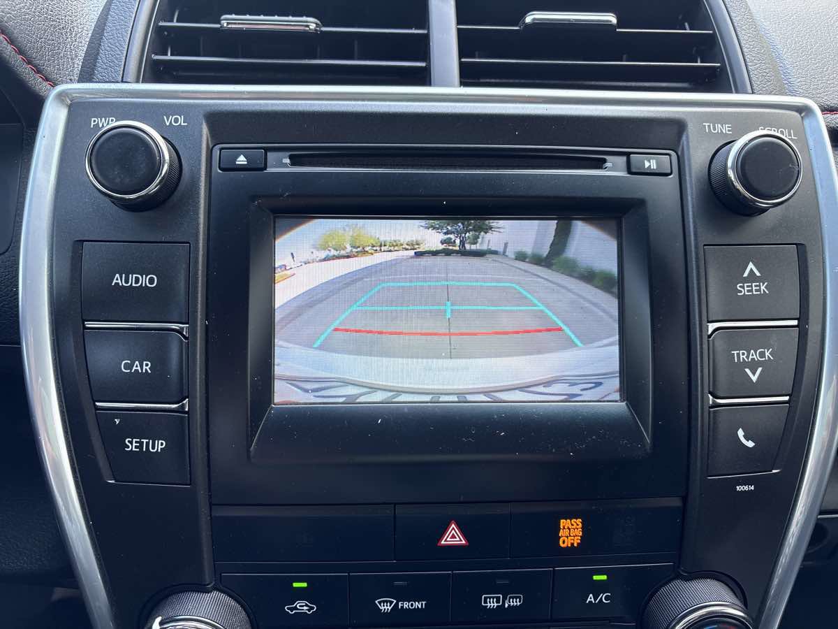 Used 2017 Toyota Camry SE FWD image 24