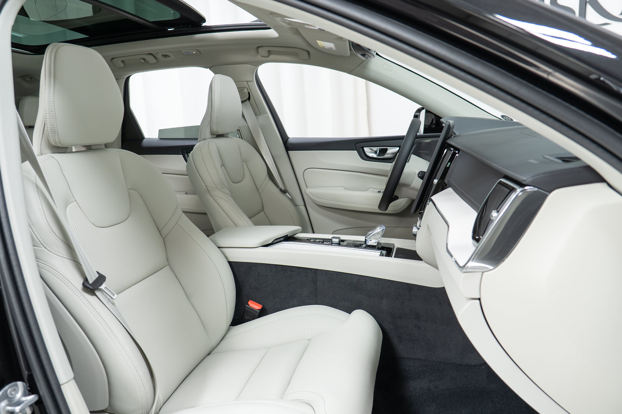New 2027 Volvo XC60 B5 Ultra AWD/4WD image 22