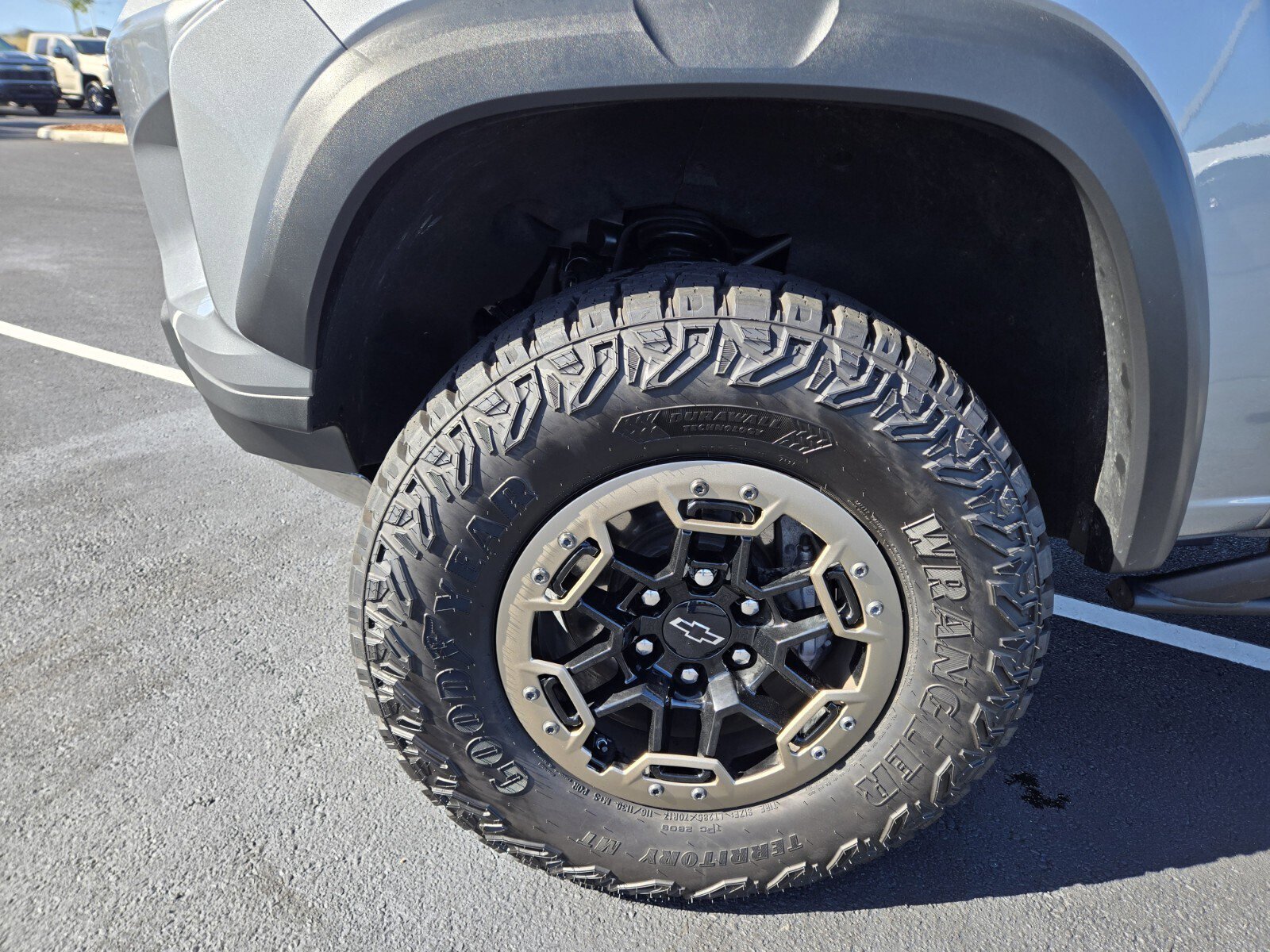 New 2025 Chevrolet Colorado ZR2 w/ Technology Package image 4